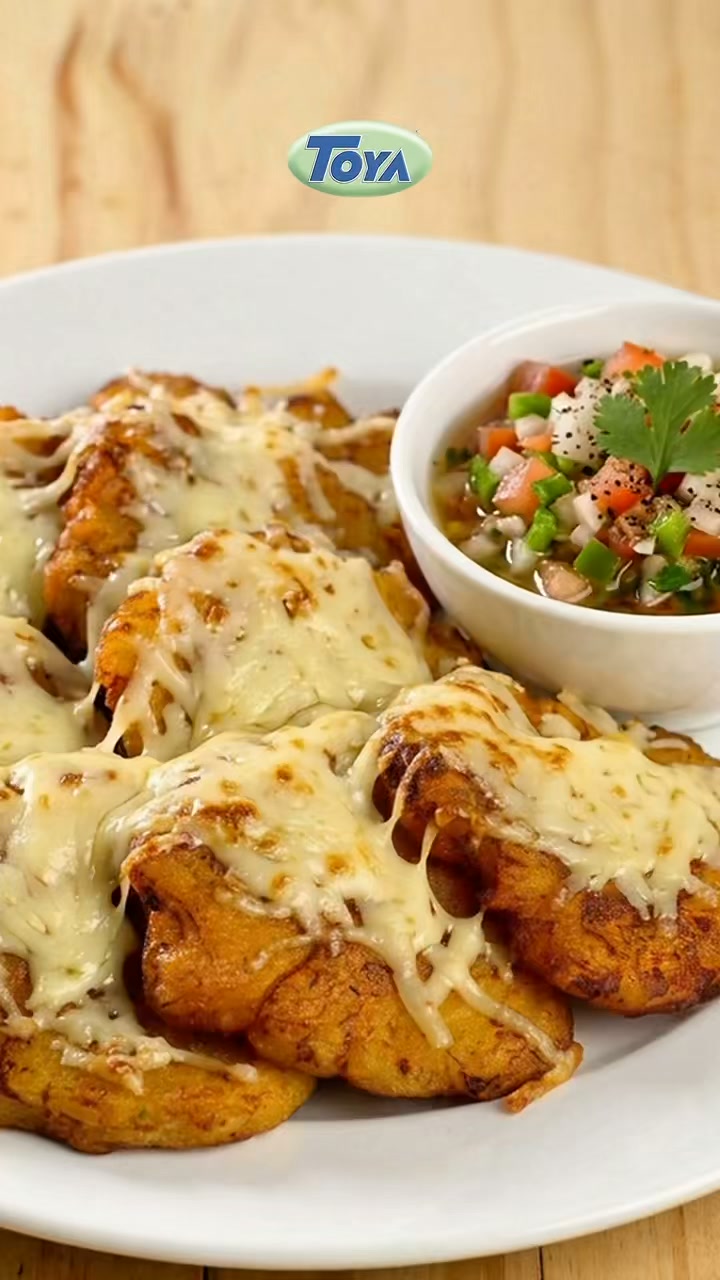 Patacones na Air Fryer com queijo muçarela são opção prática para o lanche